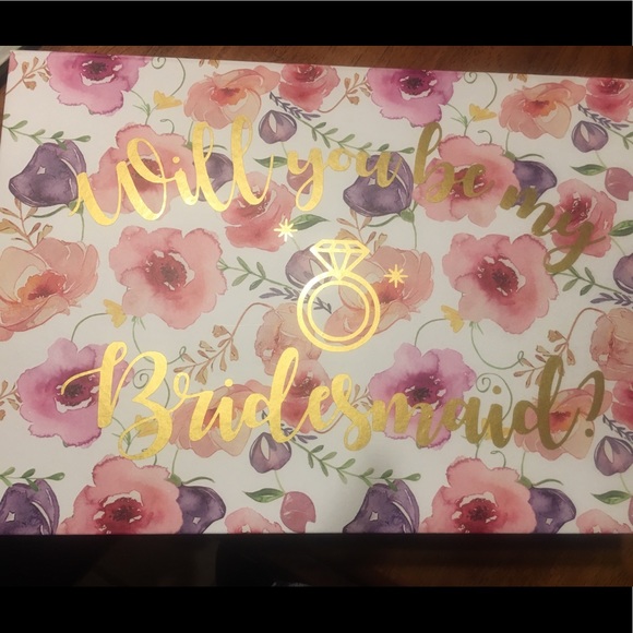 Custom made bridesmaid box - Picture 1 of 7